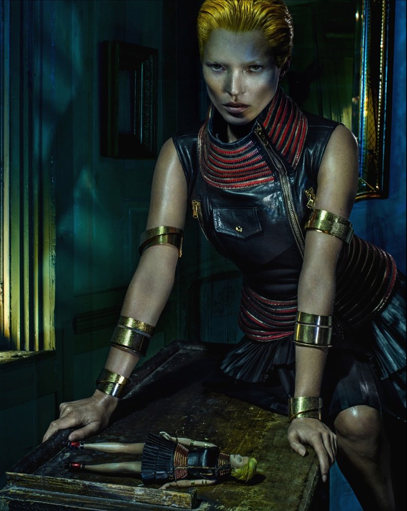 800x1004xalexander-mcqueen-spring-summer-2014-campaign-kate-moss-photos-0005_jpg_pagespeed_ic_LvlbvLy29x